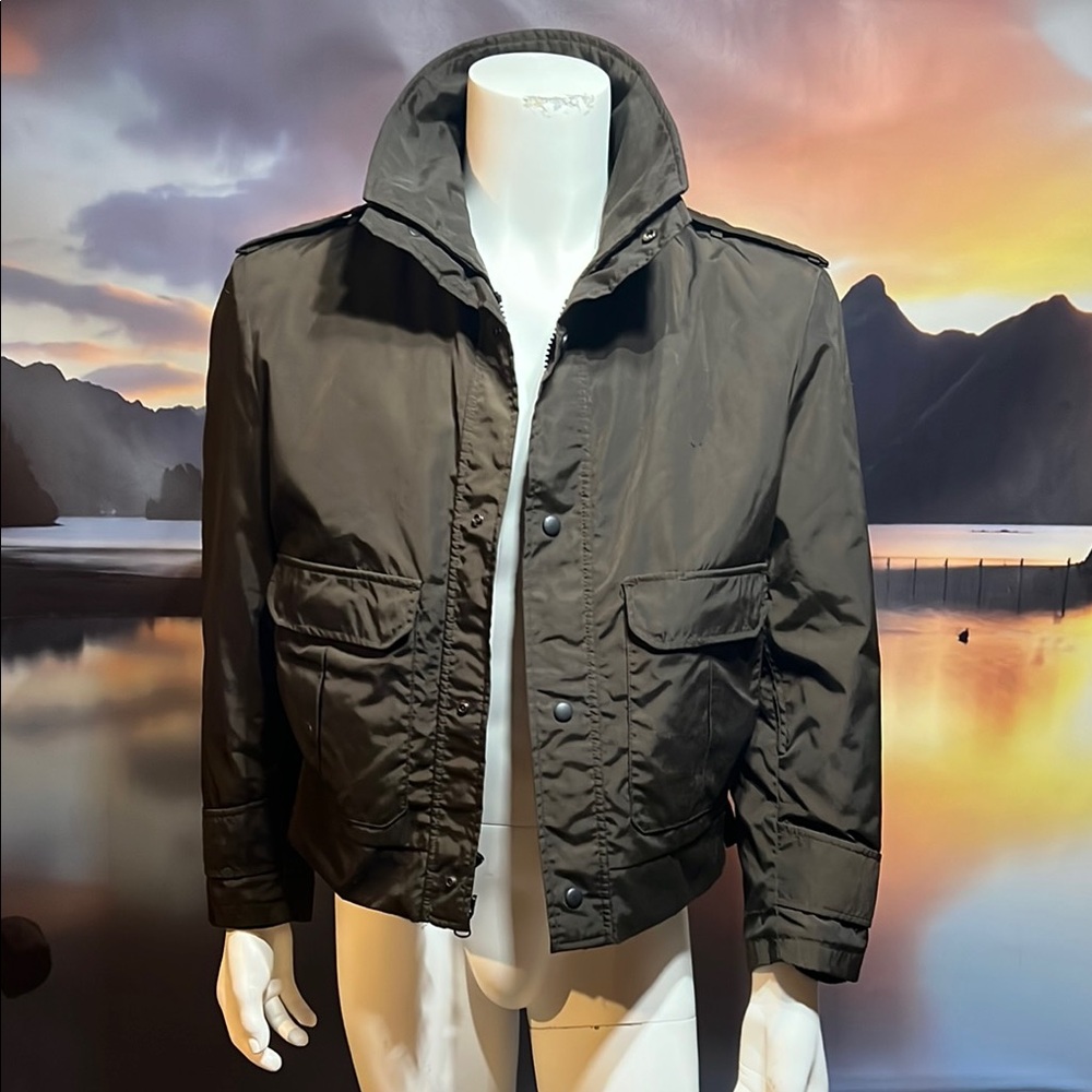 Men's Blauer Bomber Jacket.  Size 42R Med/Lg